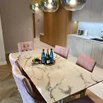Eternity Luxury Dolny *
