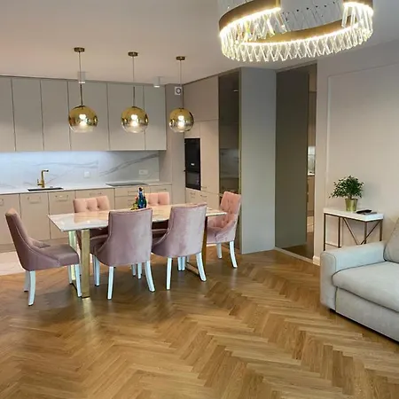 Eternity Luxury Dolny Сопот