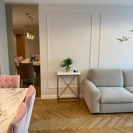 Eternity Luxury Dolny *