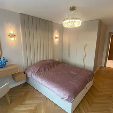 Eternity Luxury Dolny Апартаменти *