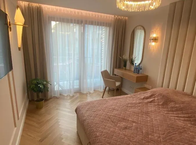 Eternity Luxury Dolny