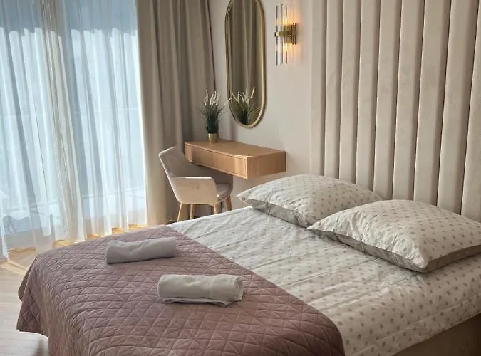 Eternity Luxury Dolny *